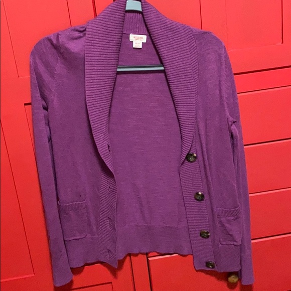 Cardigan - Picture 1 of 1